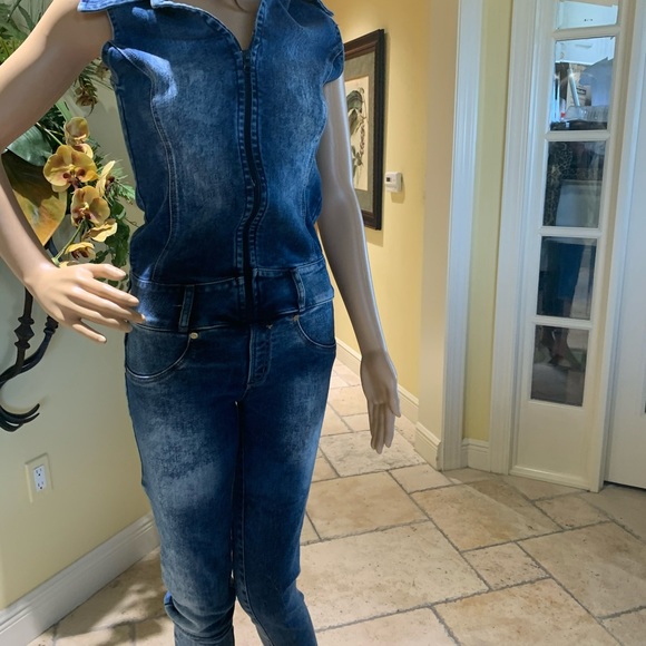 Jeans Jumpsuits stretchy and comfy - Picture 2 of 6